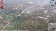 Un incendio forestal en Xàtiva (Valencia) obliga a desalojar una residencia de ancianos