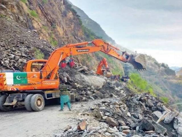 Eight volunteers killed in Gilgit landslide