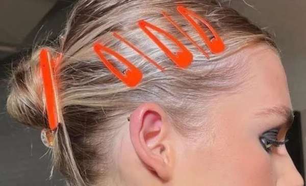 El boom de las hebillas y los clips en el pelo, el nuevo look de los centennials