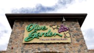 Olive Garden's 'Never Ending Pasta Bowl' deal is coming back. Here's what to know