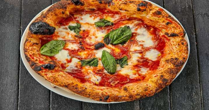 Pizza napolitana: las 6 pizzerías chilenas que están entre las 50 mejores de Latinoamérica