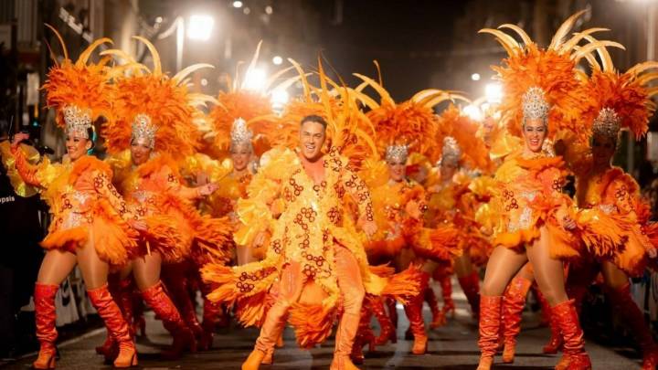 Carnaval de verano en Águilas, todo preparado para el desfile de esta noche