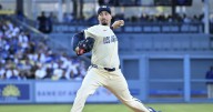 Dodgers capitalize on Padres' sloppiness to retake sole possession of first place
