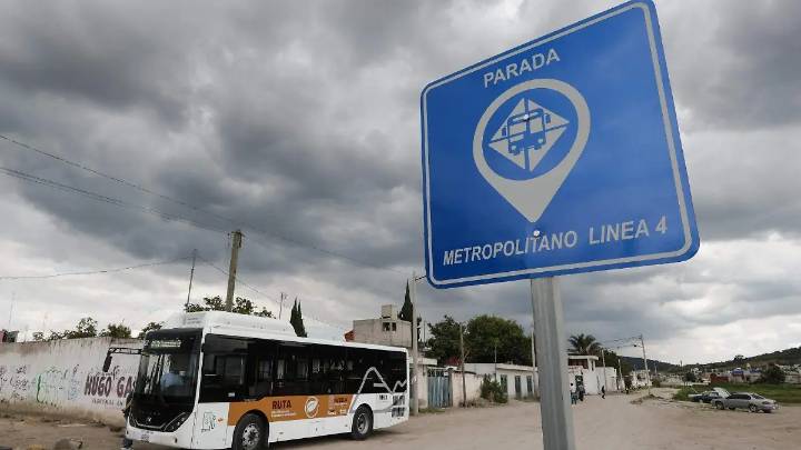 Bajan usuarios de la Línea 4 de RUTA por “altas” tarifas y trayectos lentos