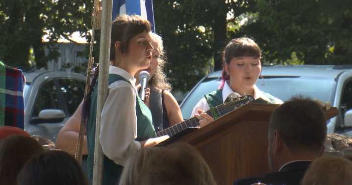 Women, girls of the American Revolution honored at Lexington cemetery