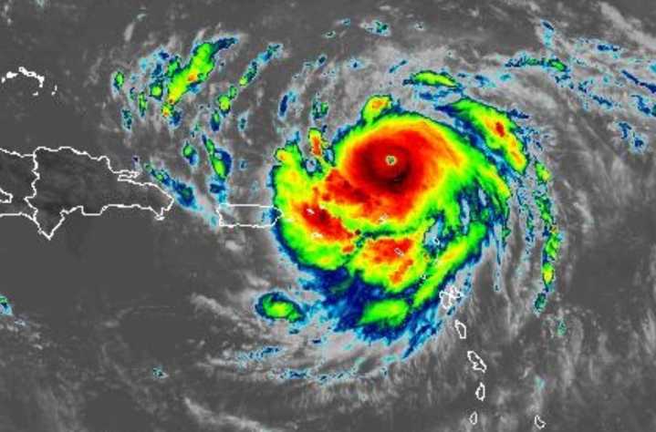 Erin se convierte en huracán categoría 5 con vientos de 160 mph