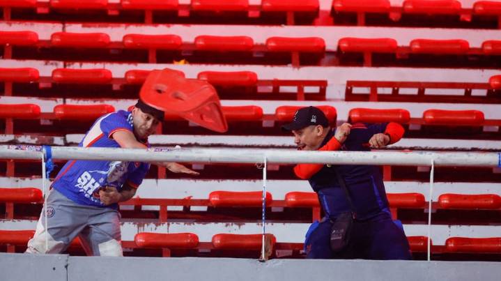 Los 4 puntos clave de la defensa de Independiente ante la Conmebol por los incidentes en el partido con Universidad de Chile