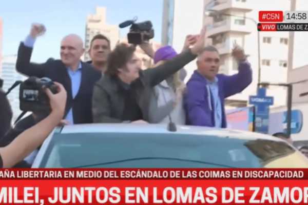 Javier Milei rompió el silencio sobre las coimas (y le arrojaron objetos)