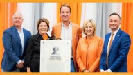 Peyton Manning donates more than $4M to UT's CCI