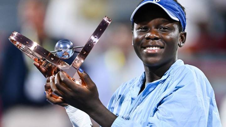 Who is Victoria Mboko, the 18-year-old who defeated ?Naomi Osaka to win her first title at the Canadian Open?