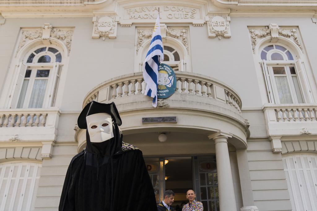In Montevideo, a 147-year-old ‘republic’ of men preserves tradition and friendship