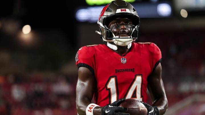 Fantasy football rankings 2025: Top sleepers by model that nailed James Cook's impressive season