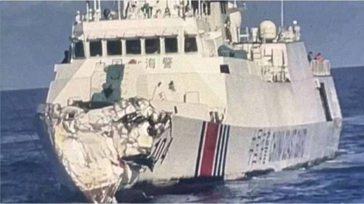 China: chocaron dos buques mientras perseguían a un patrullero filipino