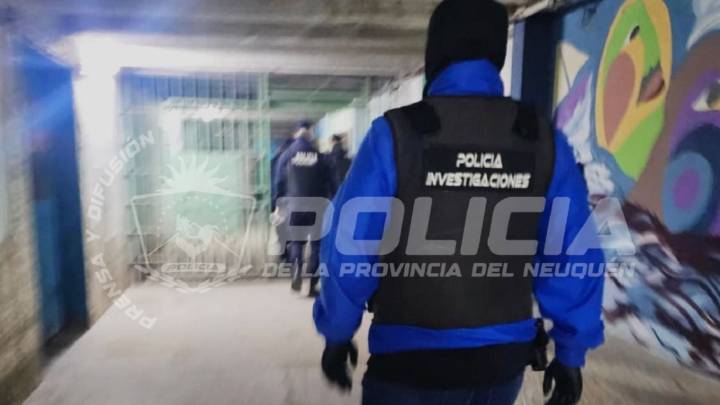 Dos presos manejaban una red de estafas telefónicas con sus familiares como soldaditos