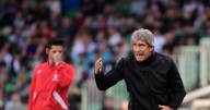 Manuel Pellegrini golpea la mesa e insiste en el mercado del Betis: “Necesitamos plantel para satisfacer a los hinchas”