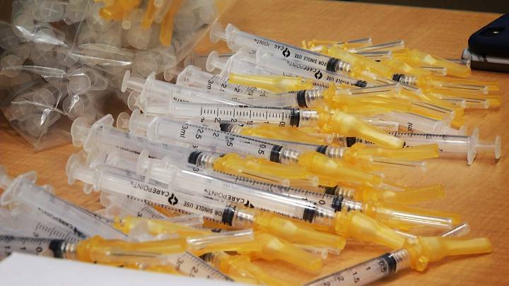 Health experts urge vaccinations as Pima County students head back to school