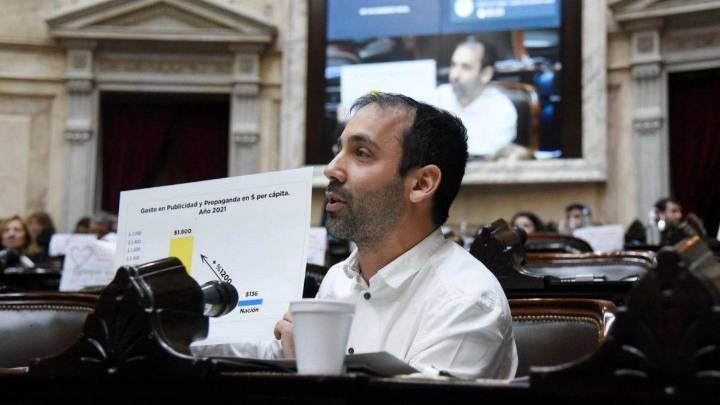 Itai Hagman: "En un año y medio, este gobierno acumuló más escándalos de corrupción que ningún otro"