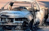 Incendian dos vehículos en Aldama