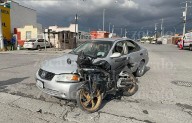 No respeta alto conductor y deja lesionado a motociclista menor de edad en la Misión Cerritos