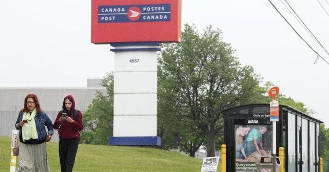 Canada Post and union set to meet, two weeks after workers rejected contract