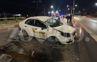 Conductor en presunto estado de ebriedad se queda dormido y vuelca en periférico LEA