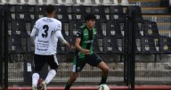 Jugó en la Selección de béisbol, pero optó por el fútbol y este lunes puede debutar en Chicago ante Central Norte