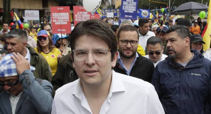 Colombia: apuntan a disidencia de las FARC como autor de atentado contra presidenciable Miguel Uribe últimas