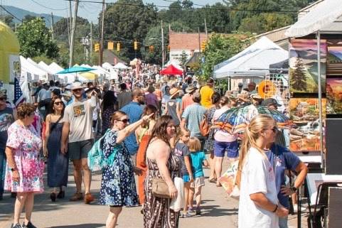Sourwood Festival offers honey tastings, demo's and vendors in Black Mountain