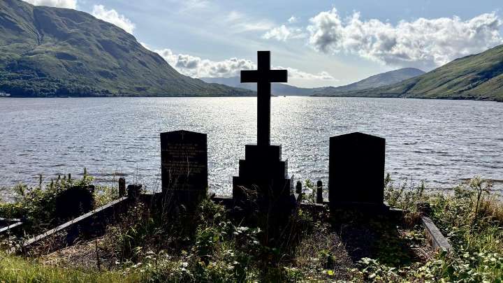 De ataúdes y leyendas en la Irlanda vampírica, por Miquel Molina