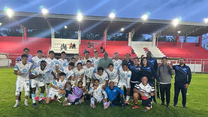 ¡Los Lobos ULM ganan un cuadrangular!