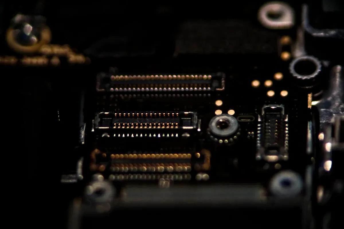 Trump impone aranceles a los chips de computadora que no se fabriquen en Estados Unidos