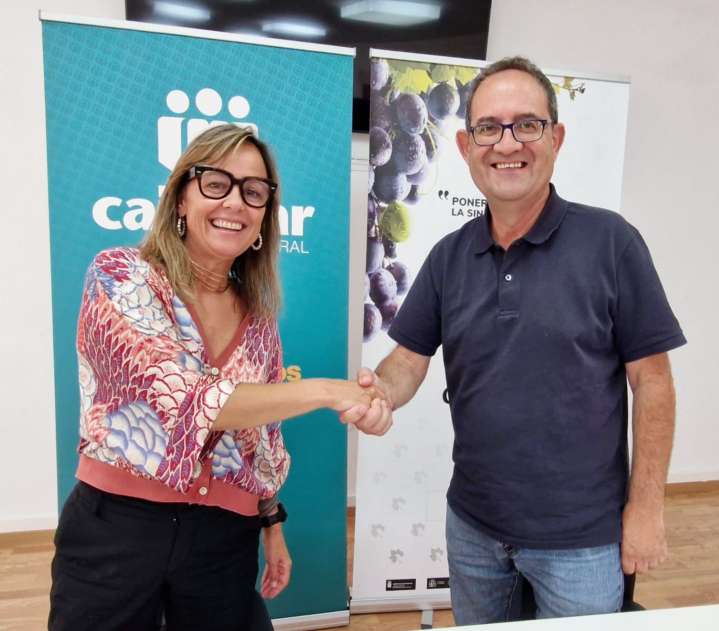 Cajamar apoya a los bodegueros de AVIBO con un acuerdo de colaboración financiera