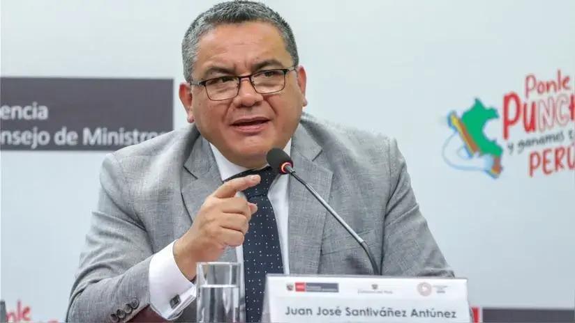 Santiváñez pide al PJ ordenar a Fiscalía concluir investigación preliminar en su contra por negociación incompatible