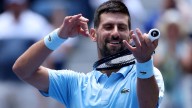Djokovic se repone, toca el 'violín', y se clasifica para la tercera ronda del US Open