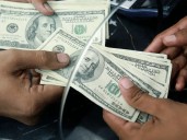 Depósitos en divisas en Venezuela rozan los $2.000 millones