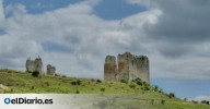 El pueblo de Castilla y León que se cobija bajo la sombra de una gran sabina