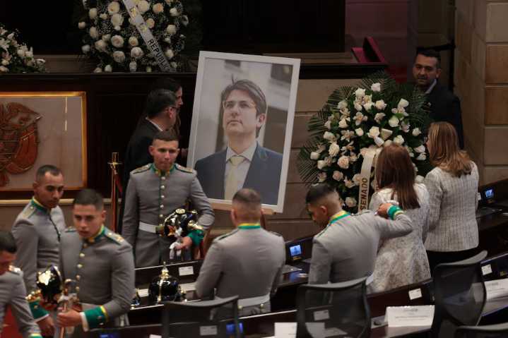 Sepelio de Miguel Uribe Turbay será desde el salón elíptico del congreso y lo presidirá cardenal primado de Colombia 