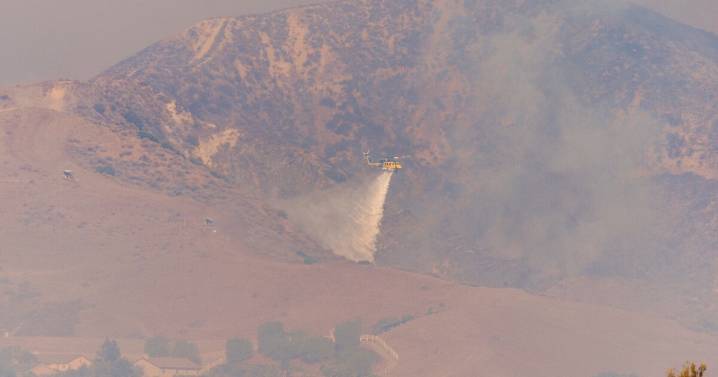 ¿Otra vez? Mega incendio en Los Ángeles provoca evacuación de más de 16 mil personas
