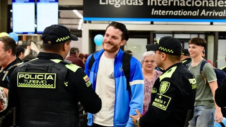 ¡Movilización récord en Feria de las Flores 2025! Más de 410 mil visitantes llegaron a Medellín