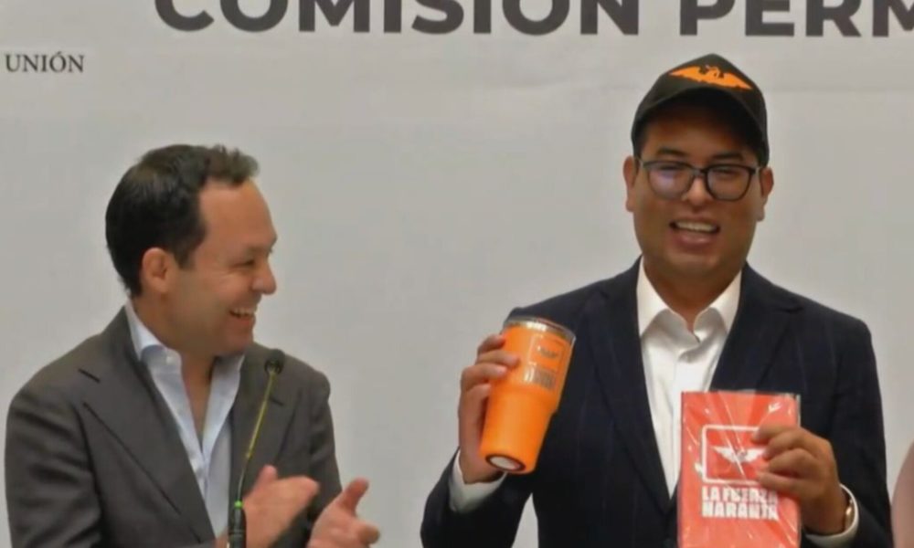 Camarillo se integra a Movimiento Ciudadano; PRI en la lona
