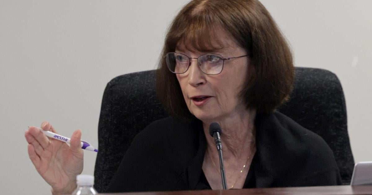 Francis Howell says payment to book reviewer not ideal, but not illegal