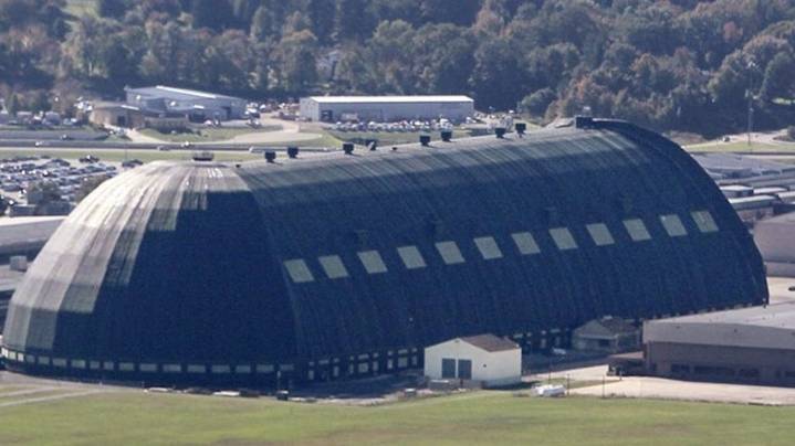 Does it rain inside the Akron Airdock?