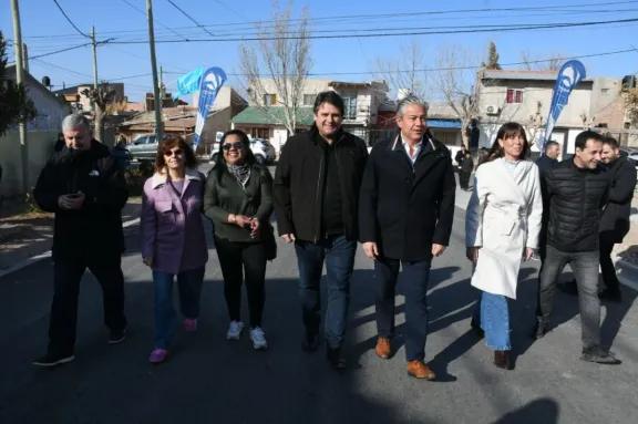 Gaido y Figueroa inauguraron 70 nuevas calles asfaltadas en Villa Ceferino