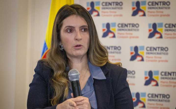 Gobierno Petro le heredará al país tres grandes crisis: Paloma Valencia
