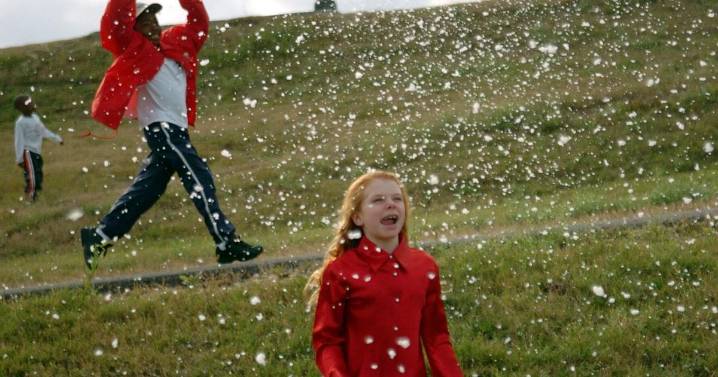 Katrina archives: Where adults see darkness, the kids see cool in New Orleans