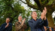 Feijóo cumple con su tradición de iniciar el curso político del PP en Pontevedra: "Volveré a Galicia como presidente de España"