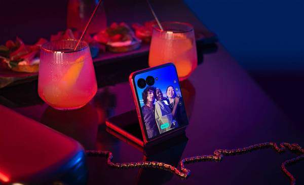 Cómo es el Motorola Razr 60 ultra, el celular smartphone plegable