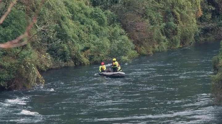 Hallan cuerpo de hombre que había sido arrastrado por las aguas del río Pilmaiquén en "ceremonia de sanación"