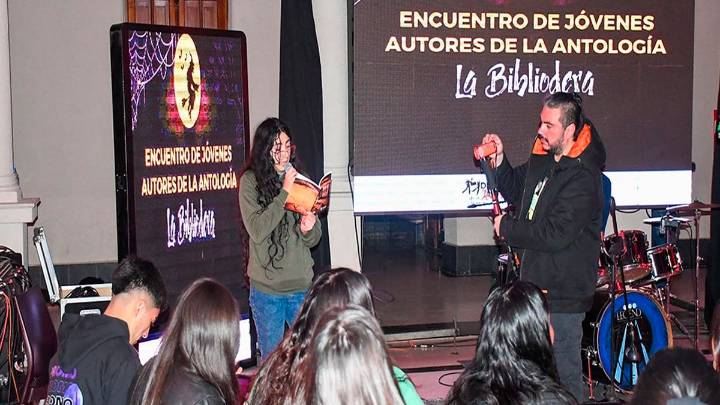 Cientos de jóvenes se inscribieron para la segunda edición del concurso de cuentos La Bibliodera organizado por la Municipalidad