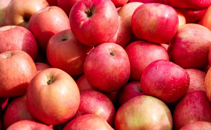 9 Fruits That Have More Fiber Than an Apple